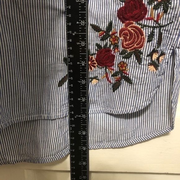 allison Joy Stripe Embroidered Floral Button Down Long Sleeve Shirt Size Small - Picture 5 of 9